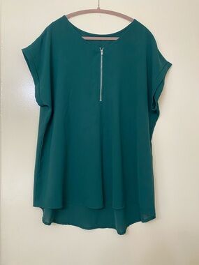 Women’s Green Zip-Front Blouse